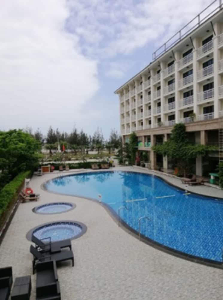 Фото Muong Thanh Holiday Hoi An Hotel