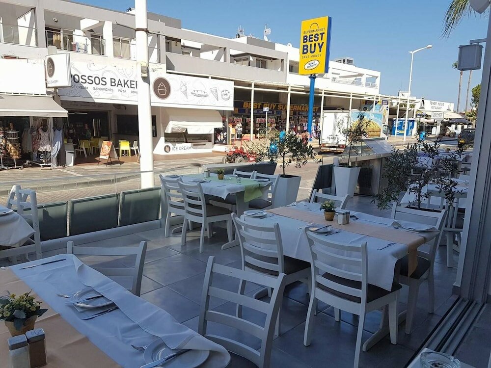 Фото Melini Hotel Suites