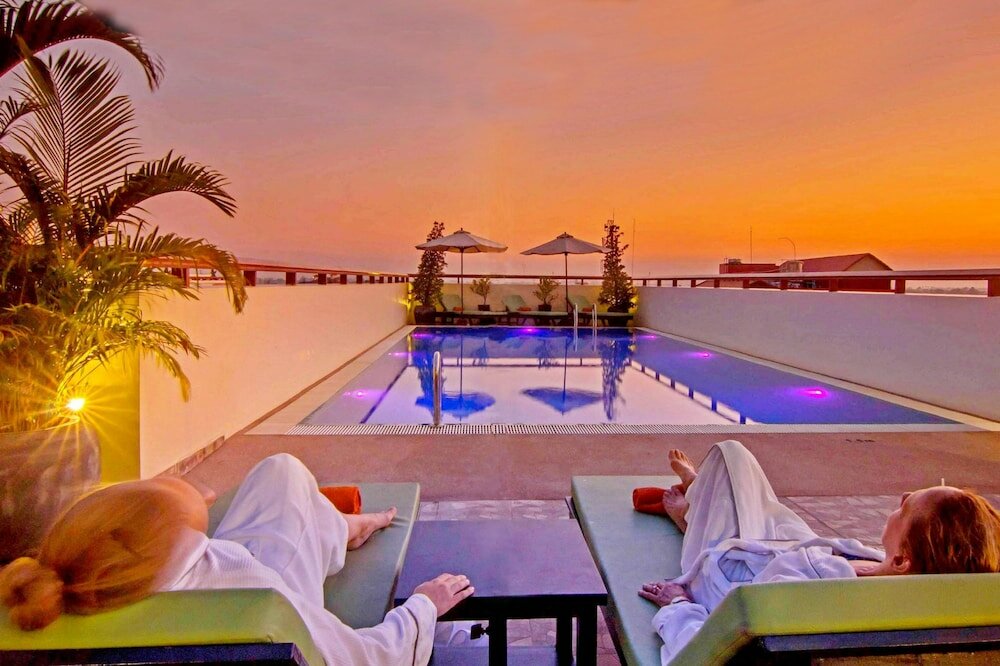 Фото отеля 2