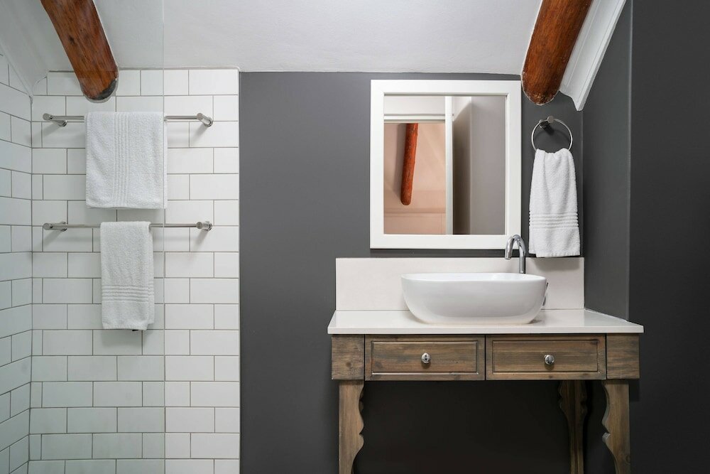 Фото Protea Hotel by Marriott Cape Town Mowbray