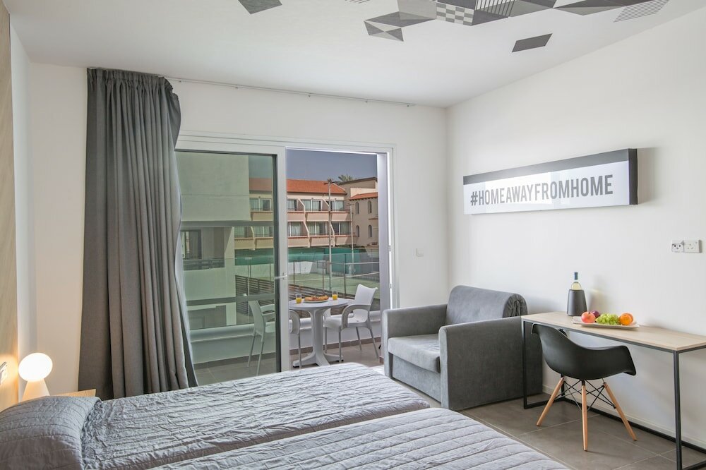 Фото Anthea Hotel Apartments