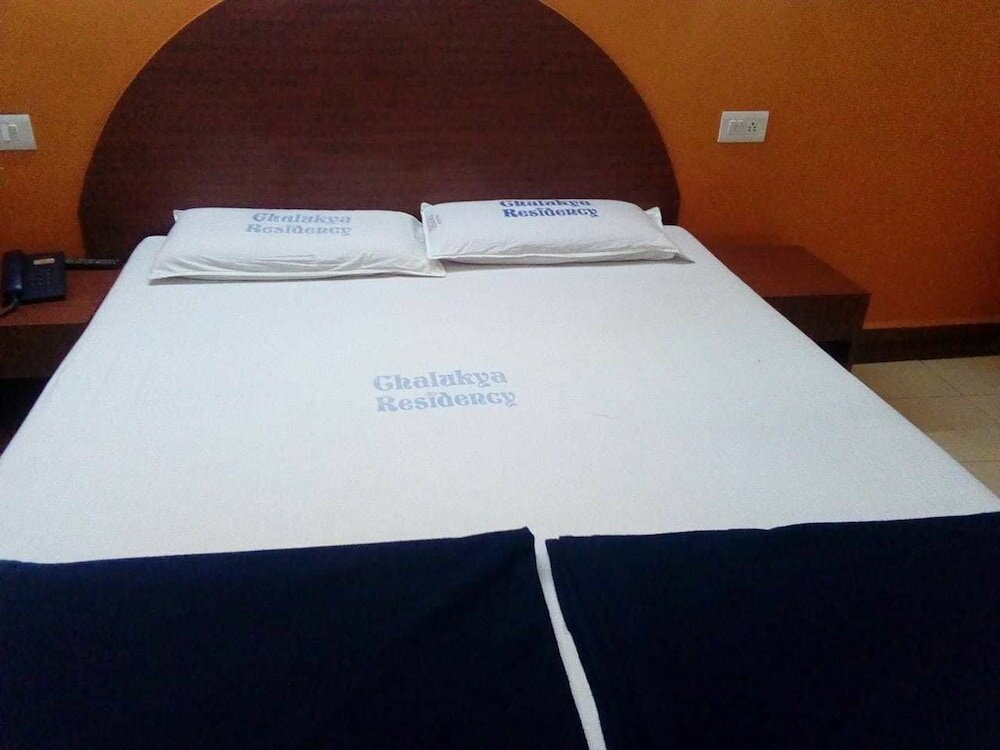 Фото IROOMZ Chalukya Residency