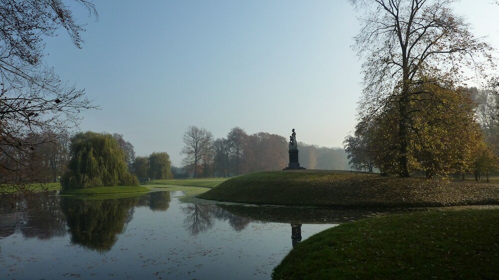 Фото Hotel Schloss Neuhardenberg