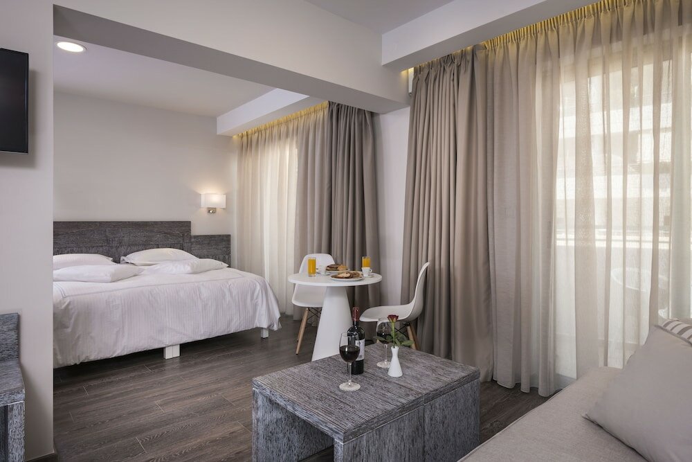 Фото Bio Suites Hotel