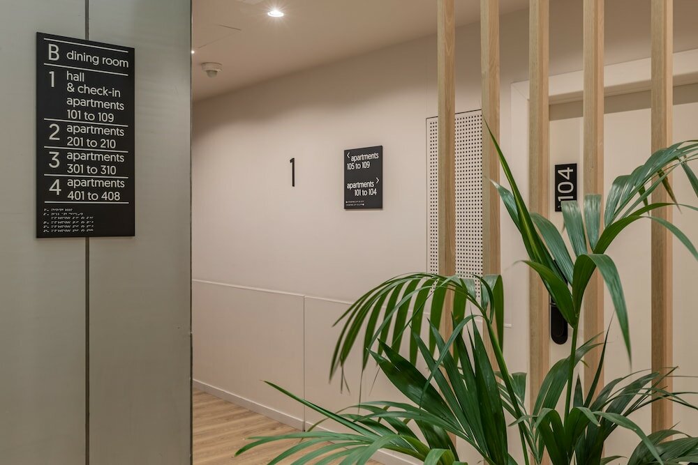 Фото Hotel Room Mate Laura