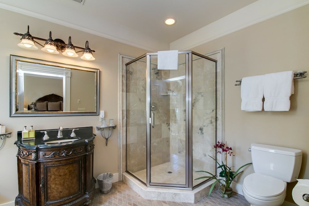 Фото Winchester Inn