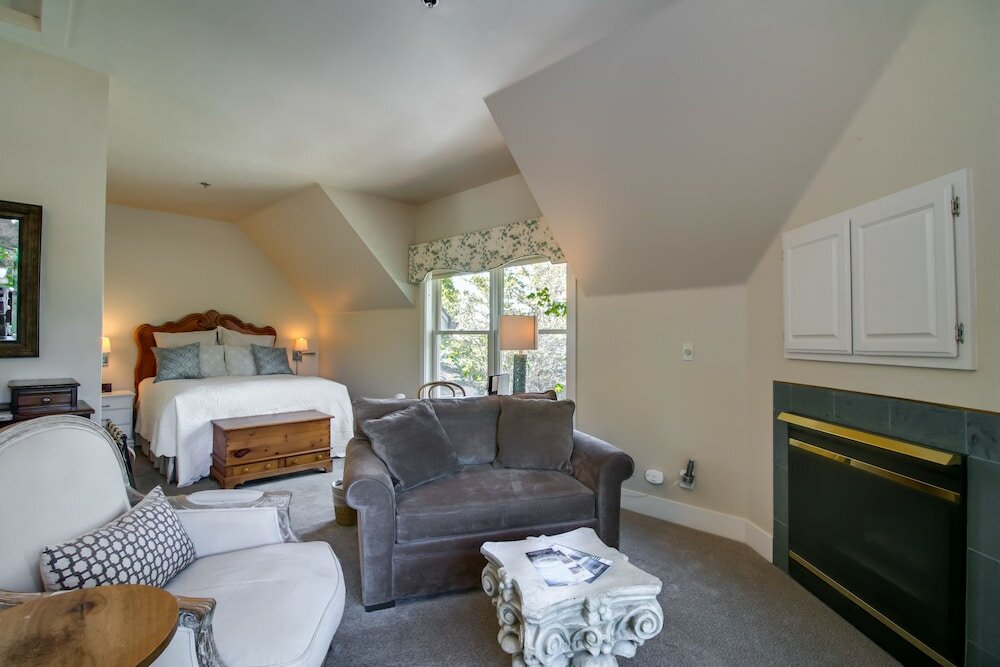 Фото Winchester Inn