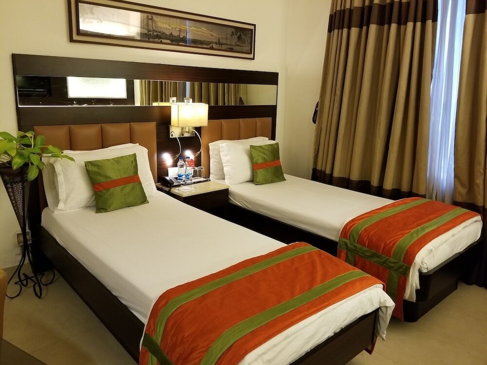 Фото The Samilton