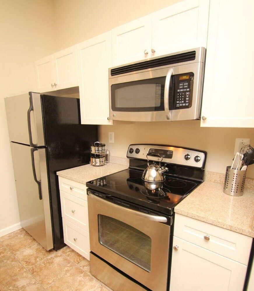 Фото UrHomeInPhilly- Market Street