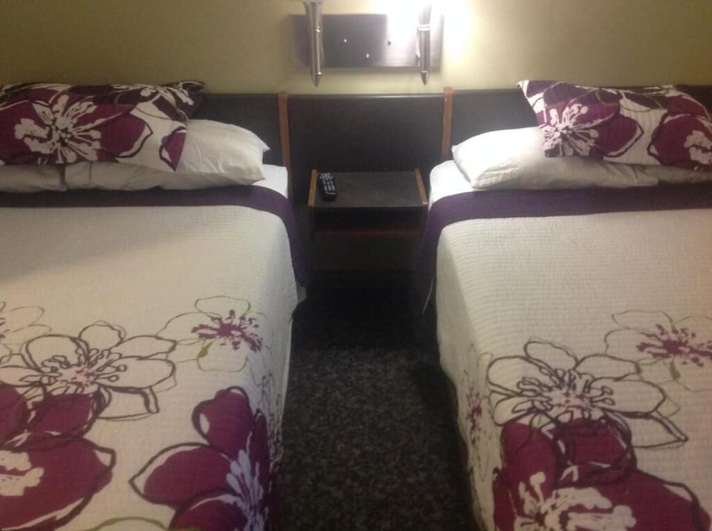 Фото Airport Inn