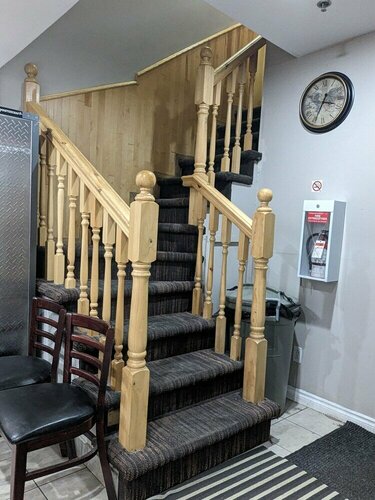 Гостиница Apd Hotel в Монреале