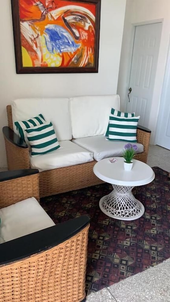 Фото Hostal Magallanes Romana