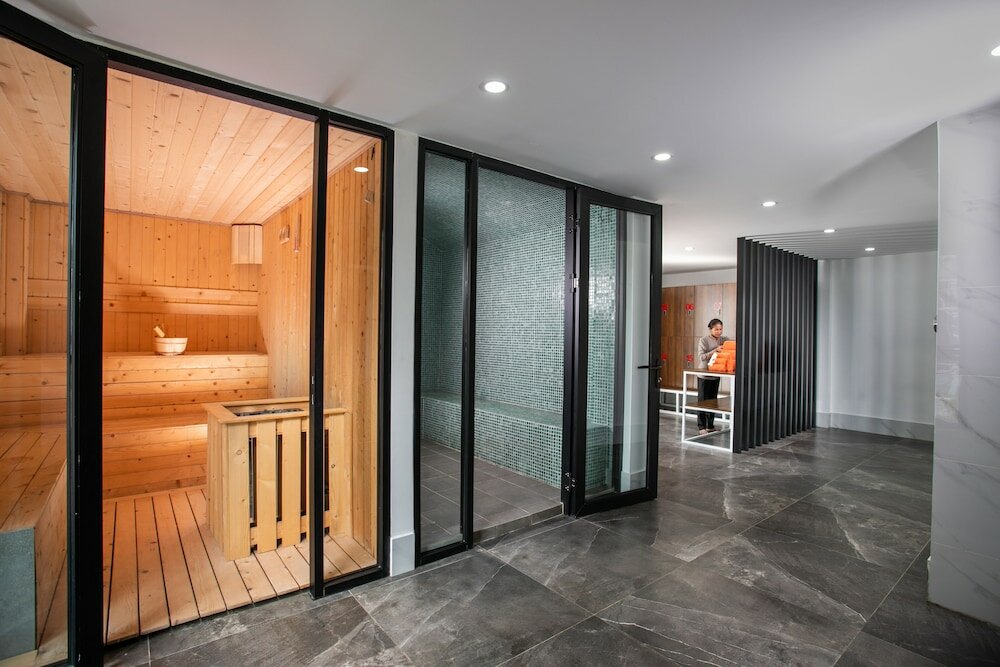 Фото Wonderland Suites and Resort