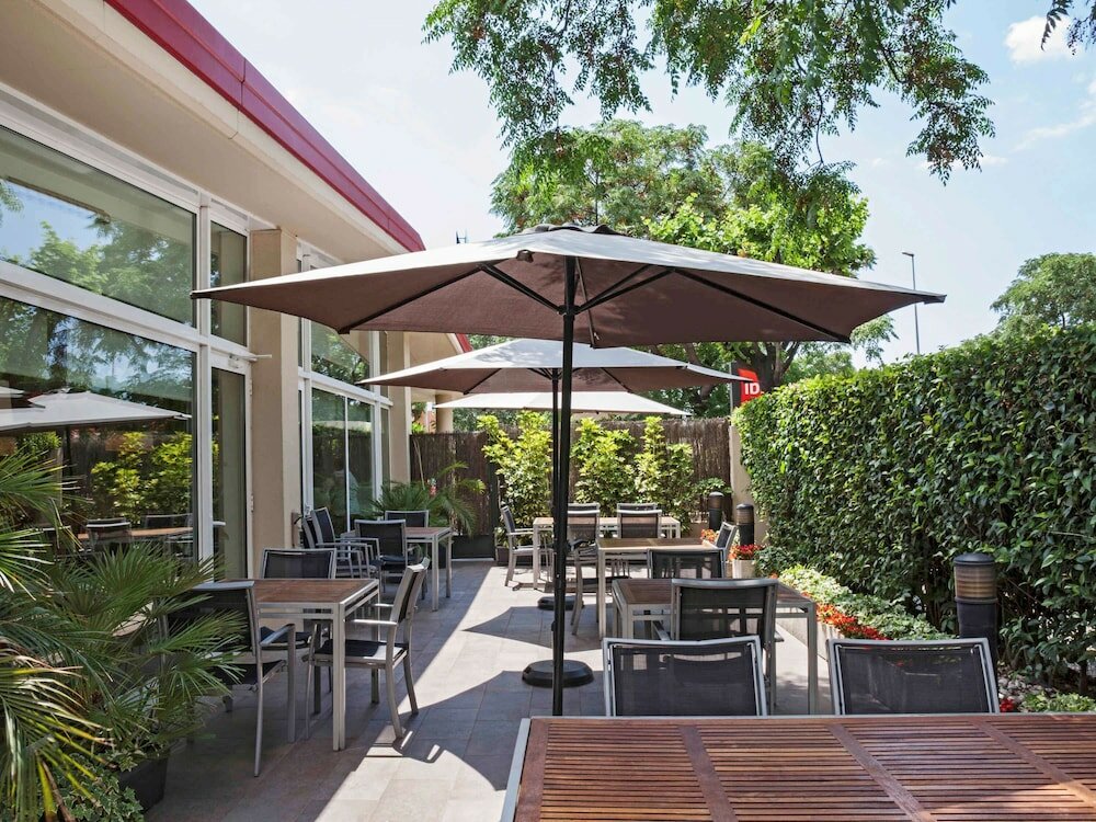 Фото Ibis Barcelona Cornella