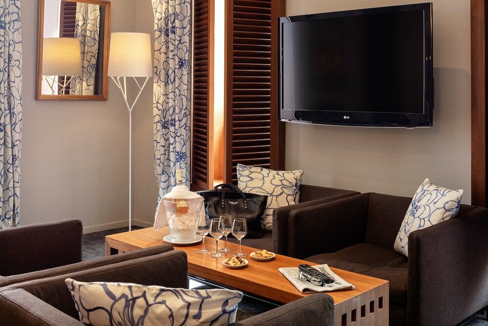 Фото Hotel Beau Rivage