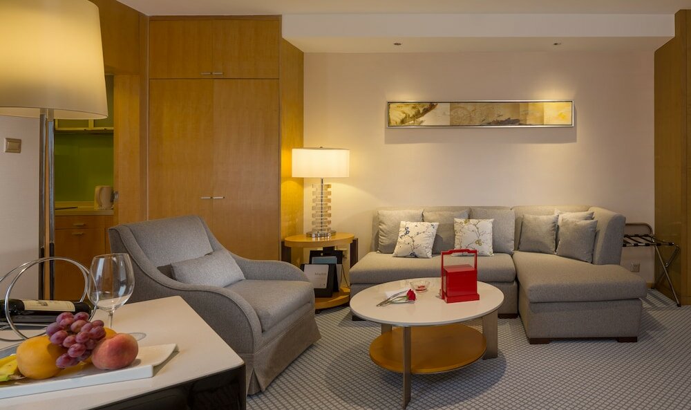 Фото Jinling Hotel Nanjing