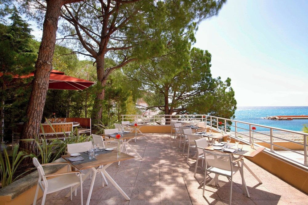 Фото Le Meridien Beach Plaza