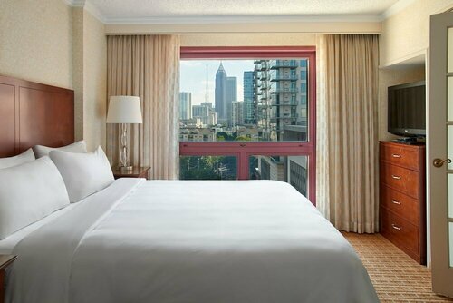 Гостиница Atlanta Marriott Suites Midtown в Атланте