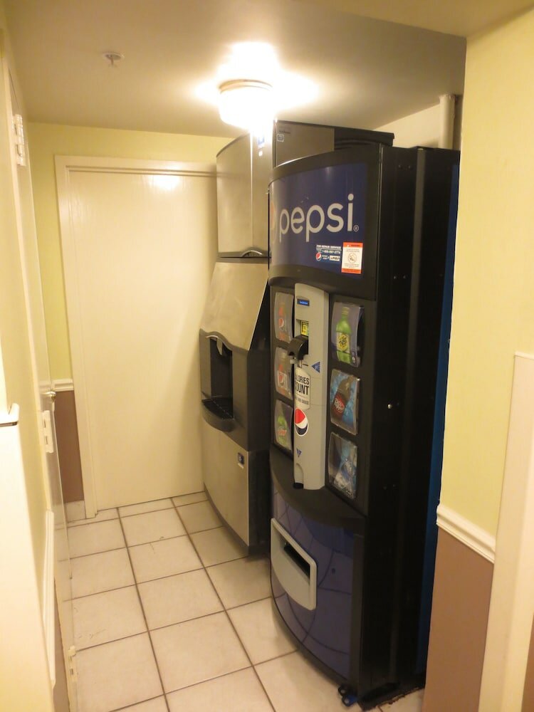 Фото Comfort Inn University Center