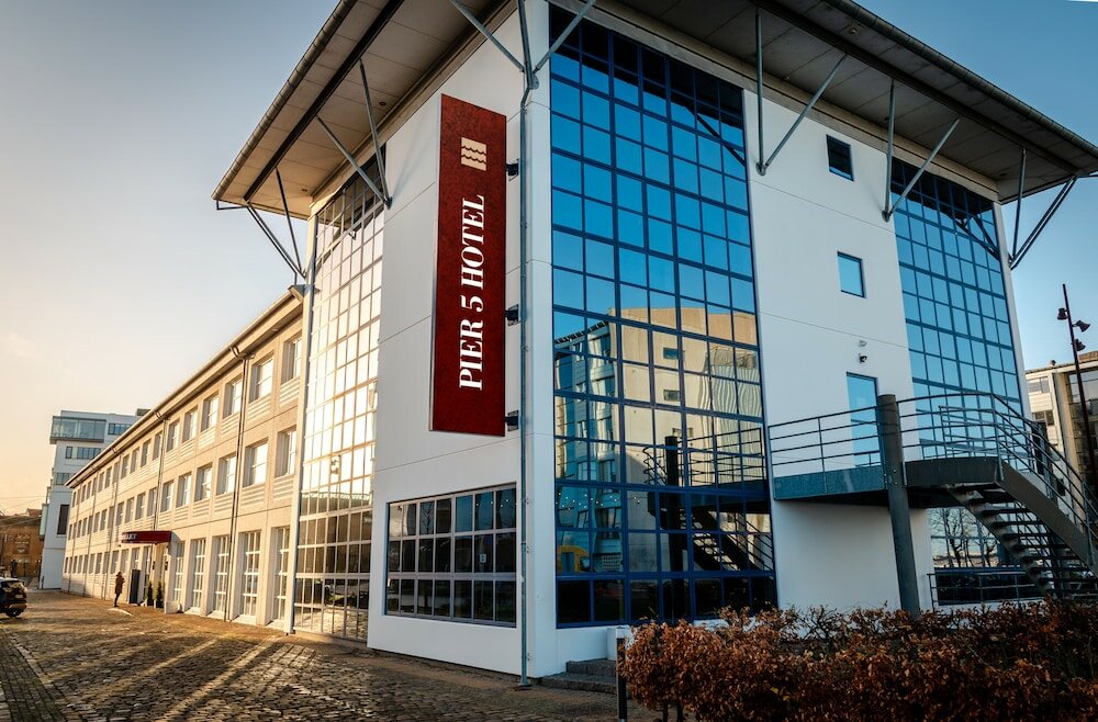 Фото Pier 5 Hotel