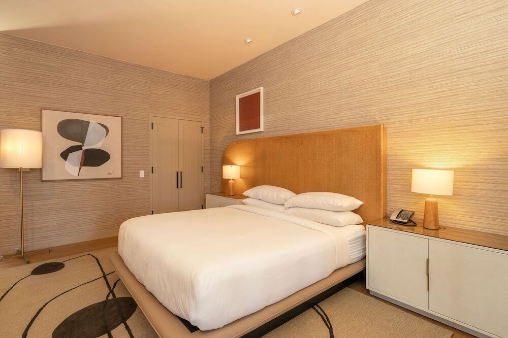 Фото Hilton San Diego Gaslamp Quarter