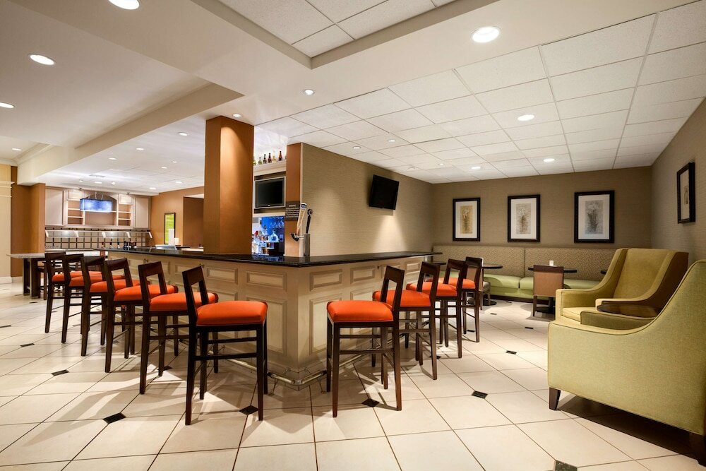 Фото Hilton Garden Inn Solomons