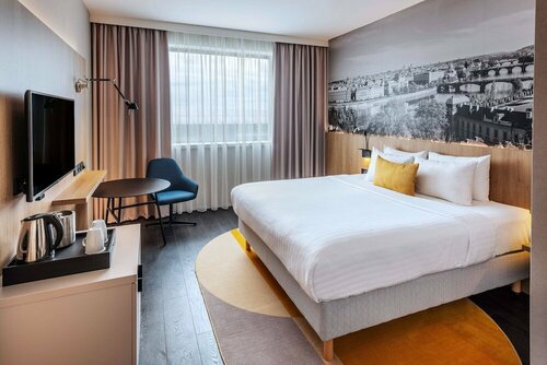 Гостиница Courtyard by Marriott Prague Airport в Праге