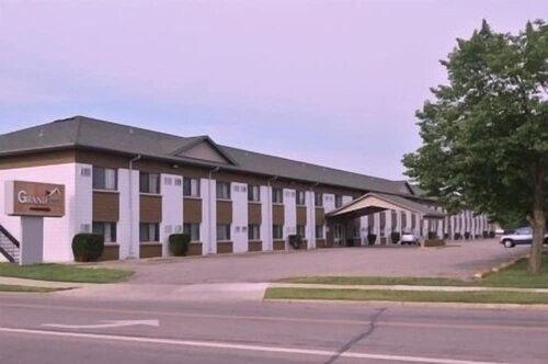 Гостиница Grand Inn Fargo