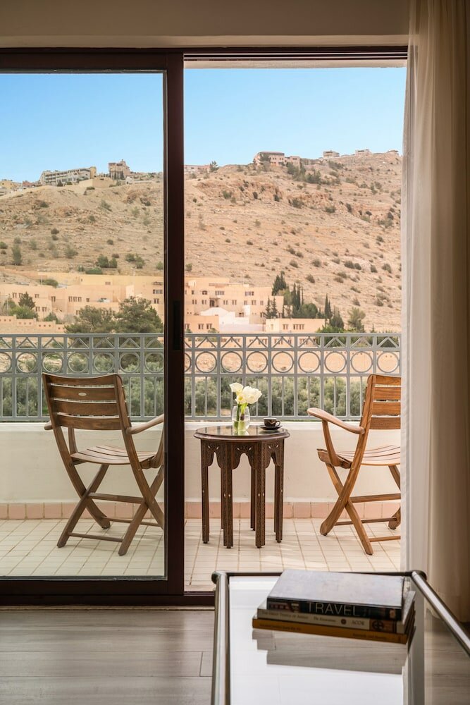 Фото Mövenpick Resort Petra