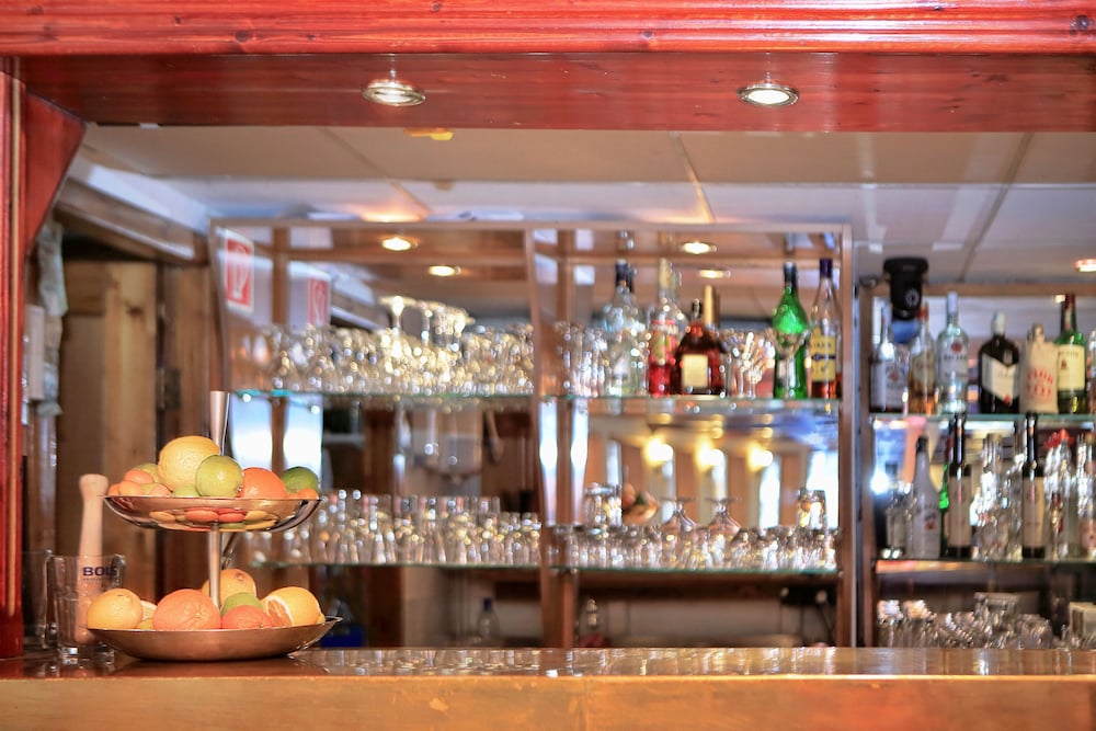 Фото Fortuna Boat Hotel