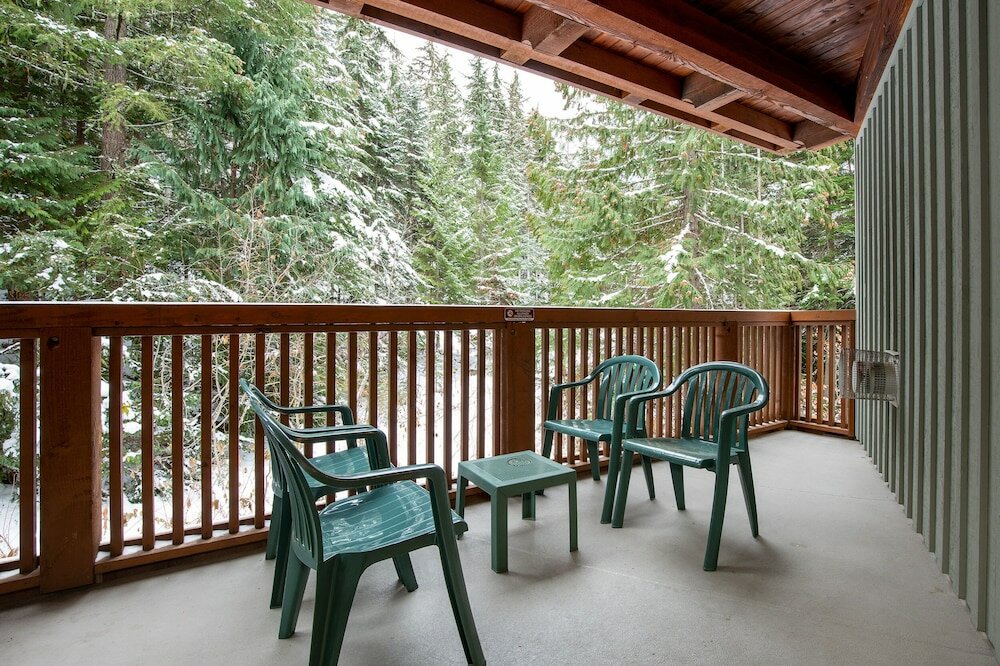 Фото Horstman House by Whistler Premier