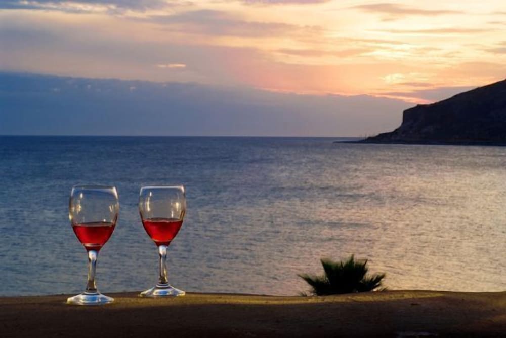 Фото Itilo Traditional Hotel