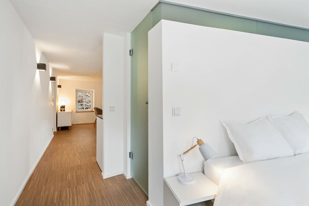 Фото Modern Apt Old Town w Panoramic View Id4