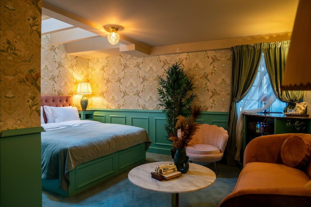 Фото Hotel Charmante