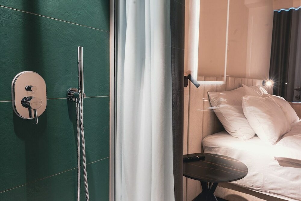 Фото Hotel Lonca