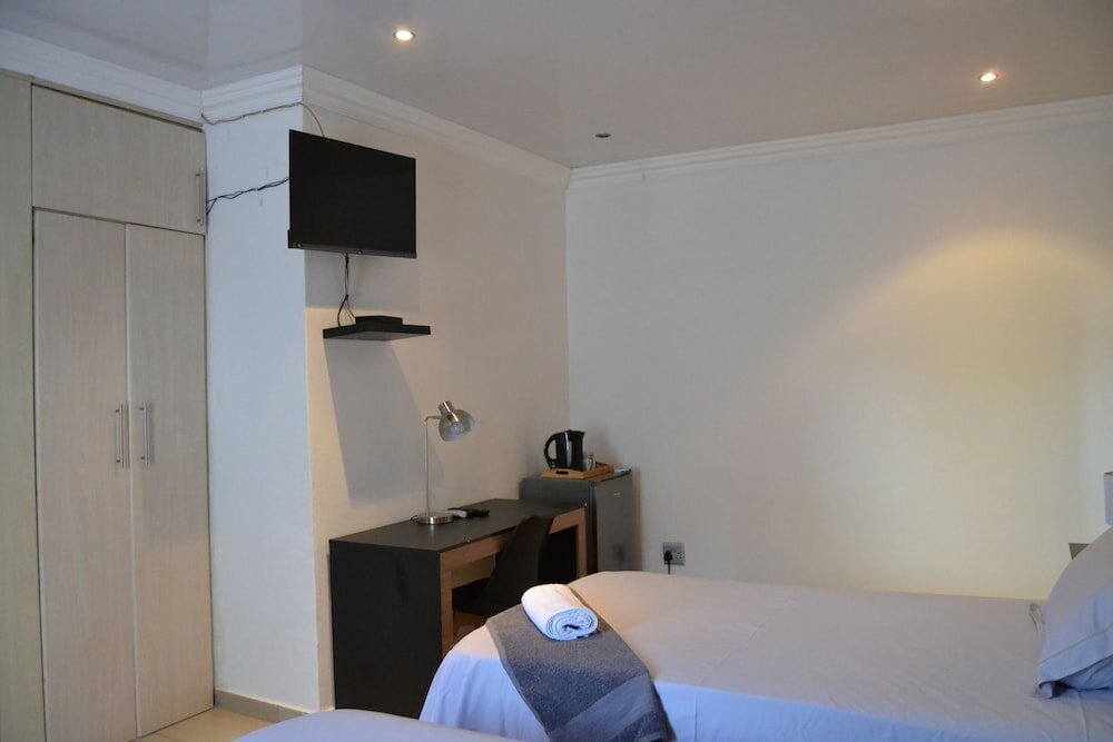 Фото Hush Guest House