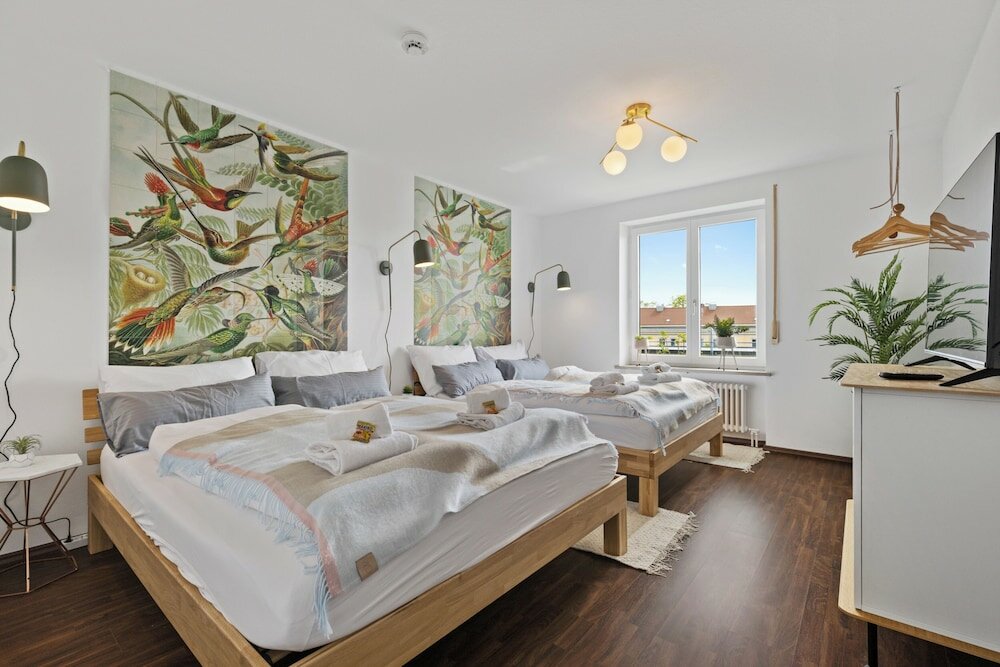 Фото Bright Augsburg Bismarckviertel