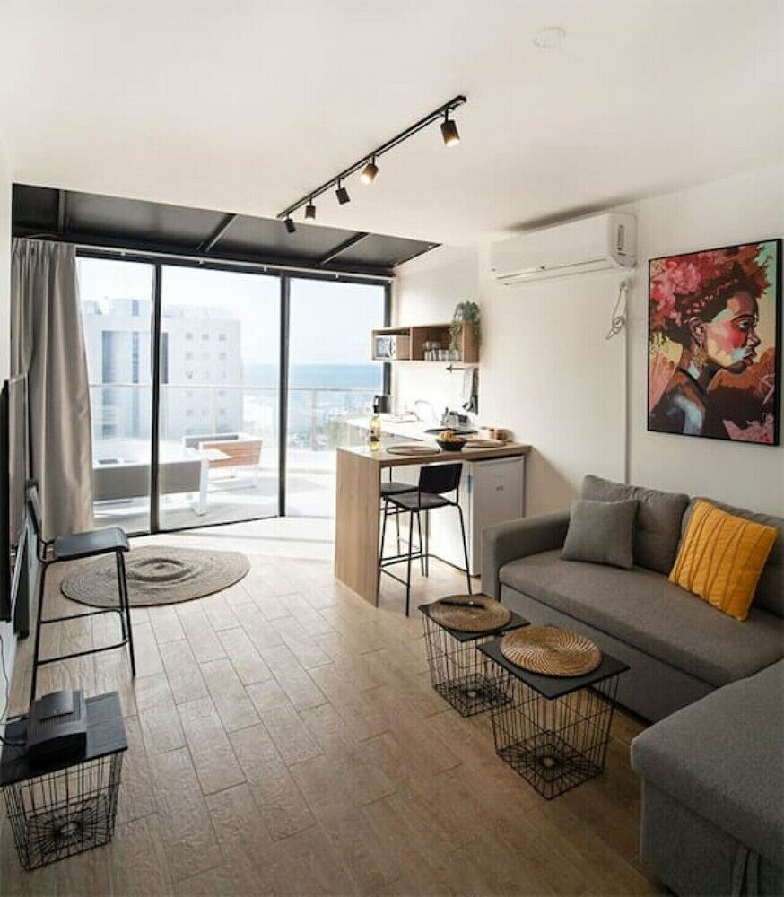 Фото HaYarkon Apartments