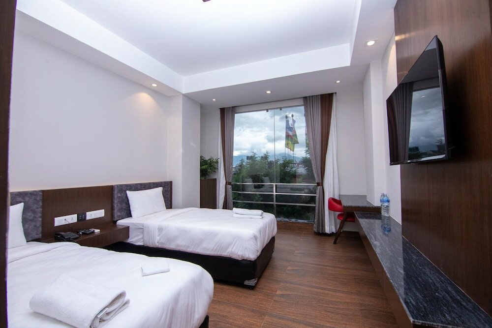 Фото Lakhey Hotel