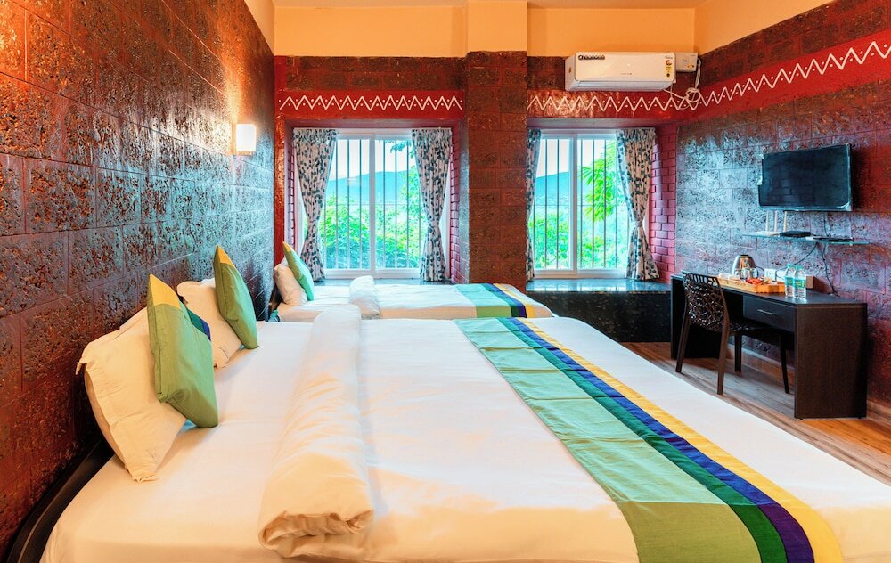 Фото Treebo Trend Rock Valley