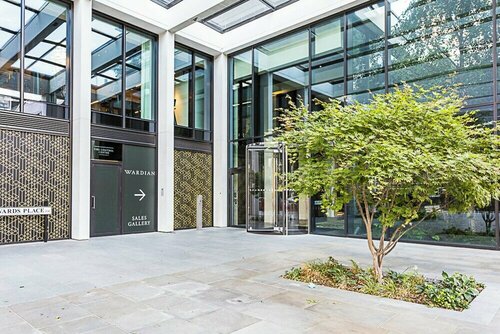 Гостиница Canary Wharf City Escape: 1-bed Apartment в Лондоне