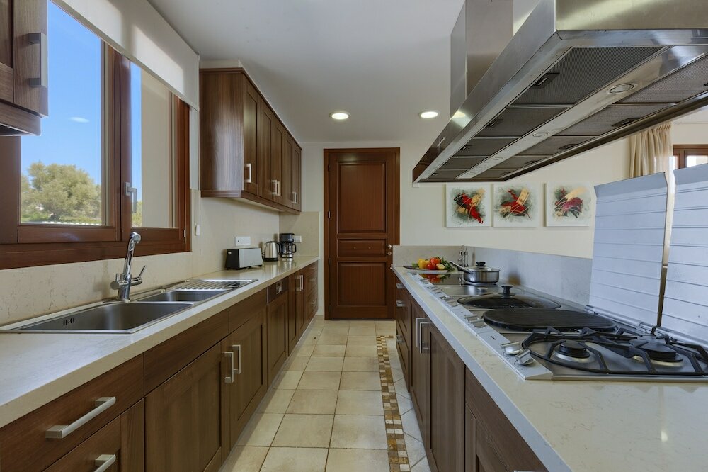 Фото Aphrodite Hills Golf & SPA Resort Residences - Elite Villas