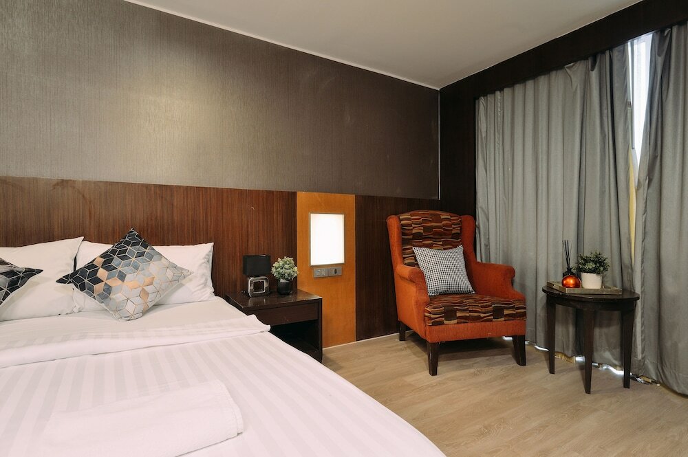 Фото Tori Crown Hotel