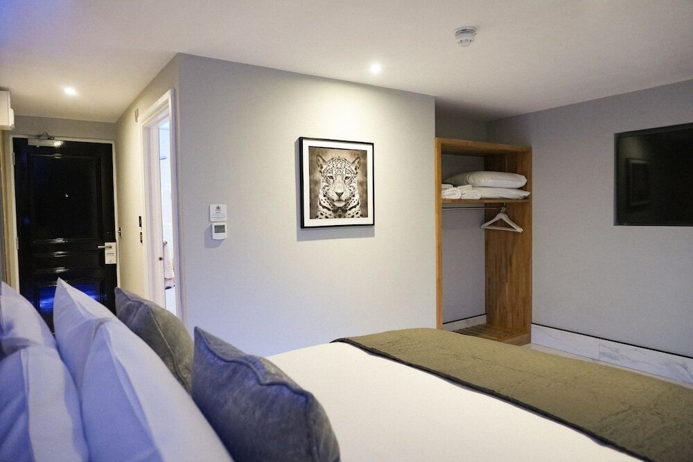 Фото The Arundell Hotel