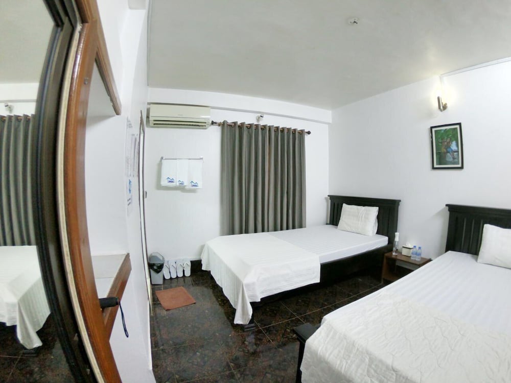 Фото Sarah Guest House