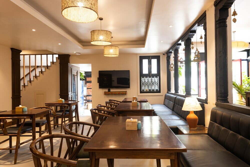 Фото Swarga Heritage Hotel