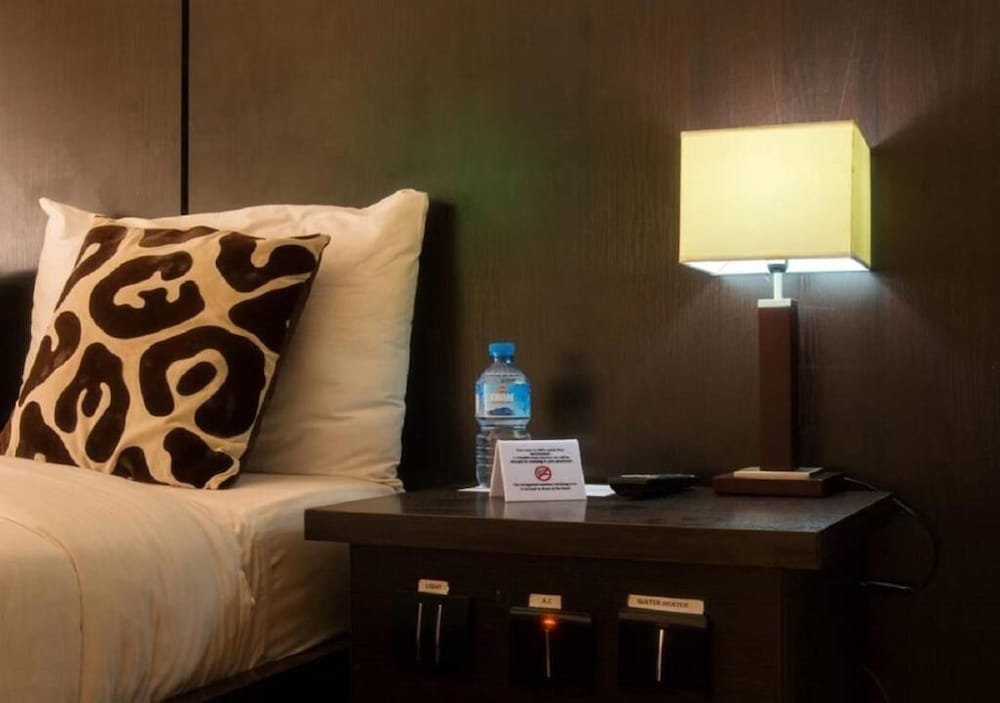 Фото Apartments & Hotels by Qualer Jos