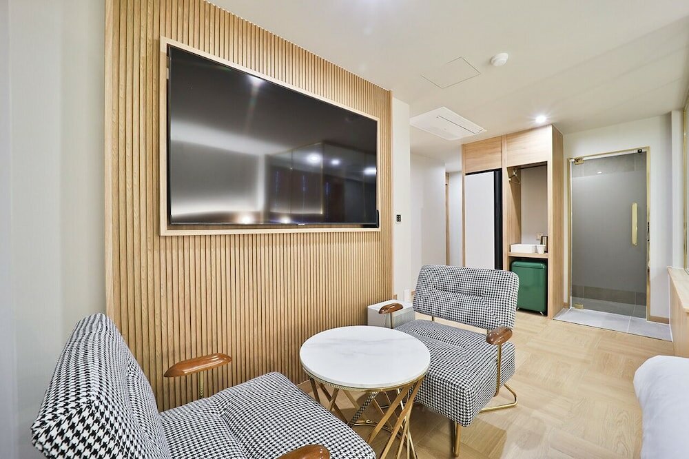 Фото Denbasta Hotel Masan Fishmarket