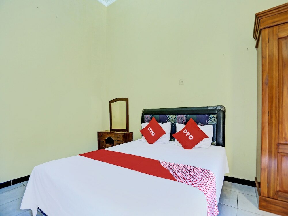 Фото Oyo 92387 Ratu Homestay Syariah
