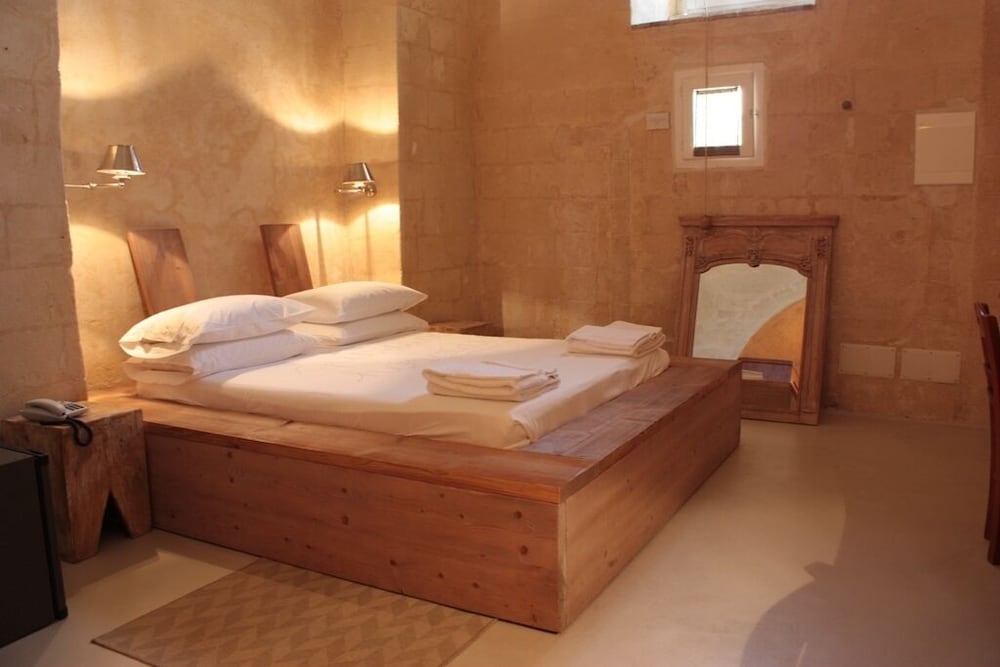 Фото L Hotel In Pietra